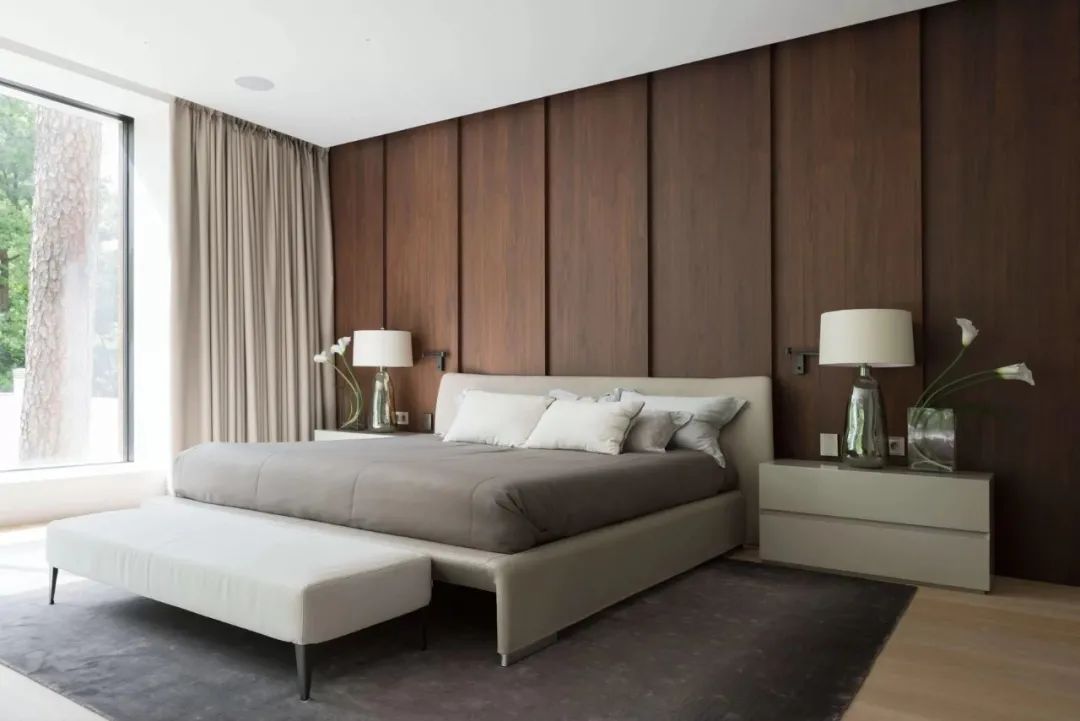 莫斯科郊区别墅，极简美学与自然融合的典范-46