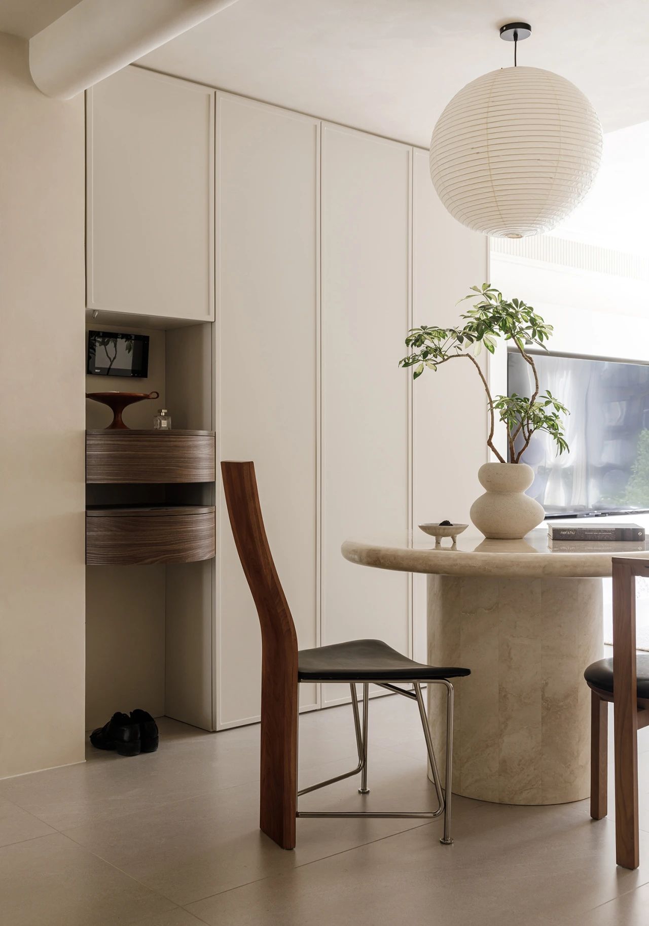 线面布局，石材联动 | 年轻人的婚房也讲究“打破重组”-6