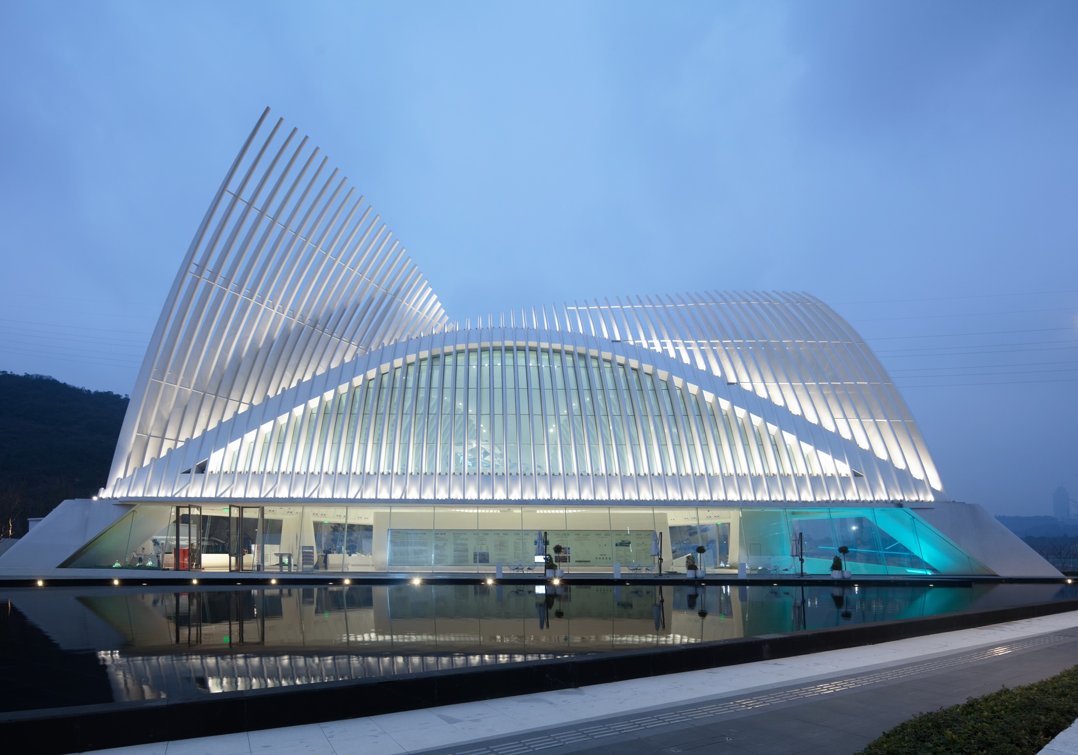 贵阳国际时尚发布中心丨中国贵阳丨EMO(北京)建筑设计有限公司-12