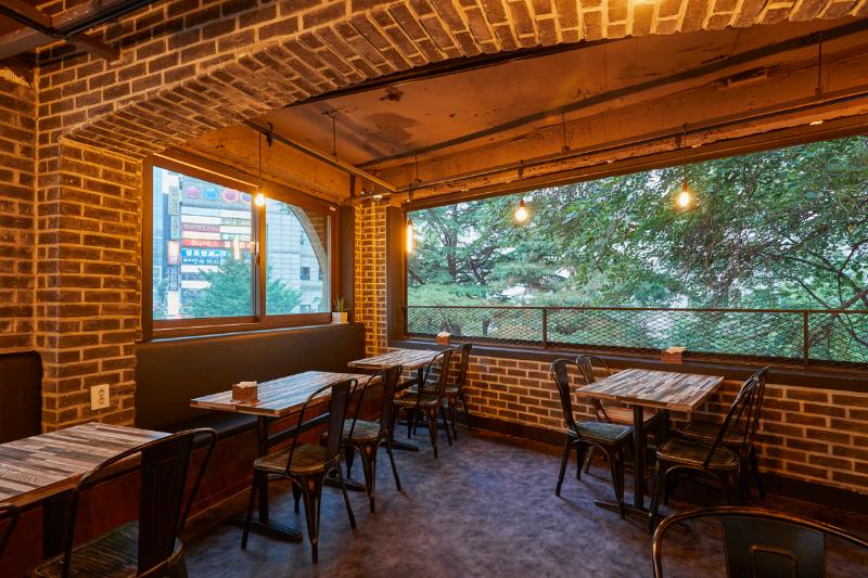 迷你的三十平米，打造专业的啤酒空间-8