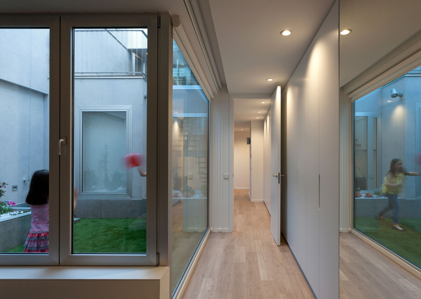 河畔空中楼阁-52