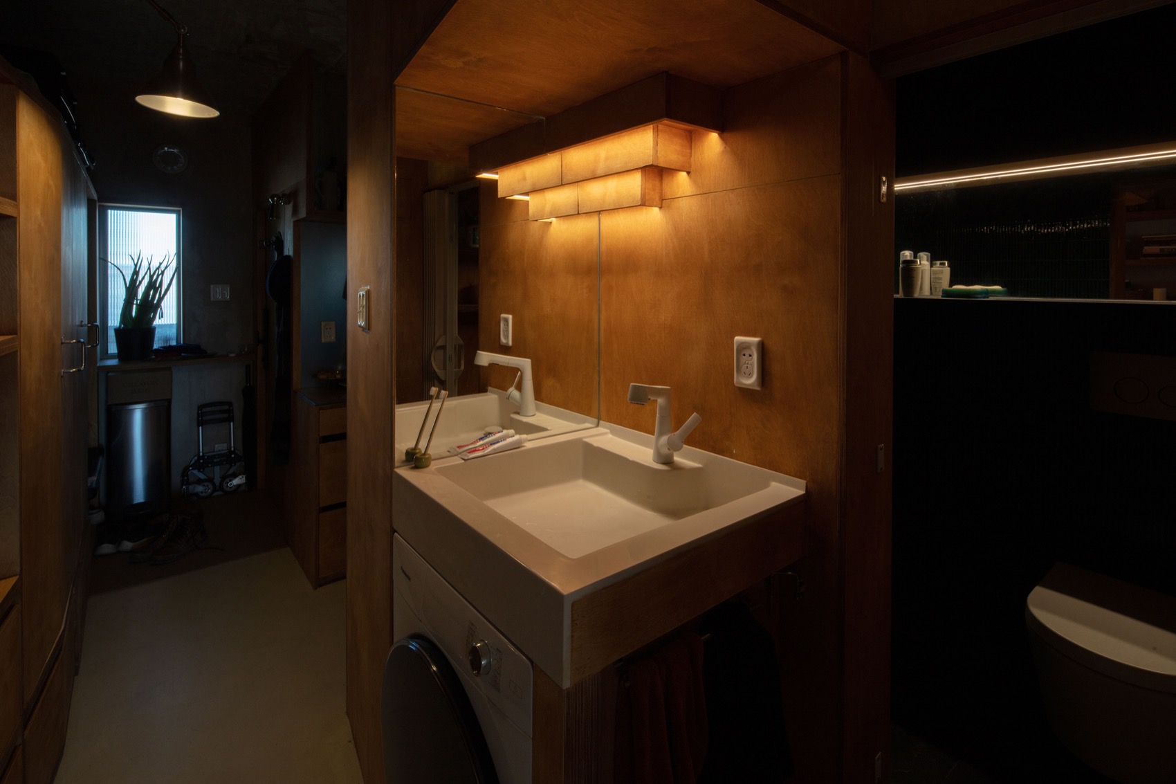 山顶洞之家  老破小里的庇护和观望丨中国北京丨察社办公室-109