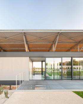 悬浮之宅 · Casa VCS 的轻盈与透明丨意大利丨GIUSEPPE GURRIERI STUDIO + SIC
