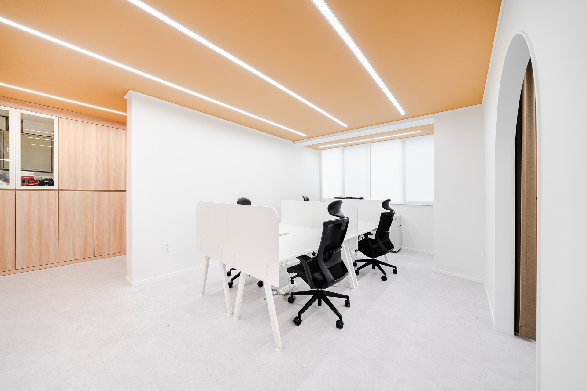 韩国 27 平米办公室，极简设计展现无限可能-11