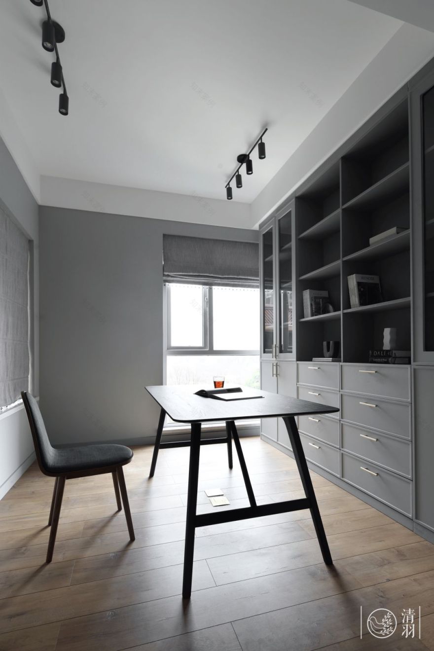 幸福诠释家的温暖——现代精致四口之家设计-67