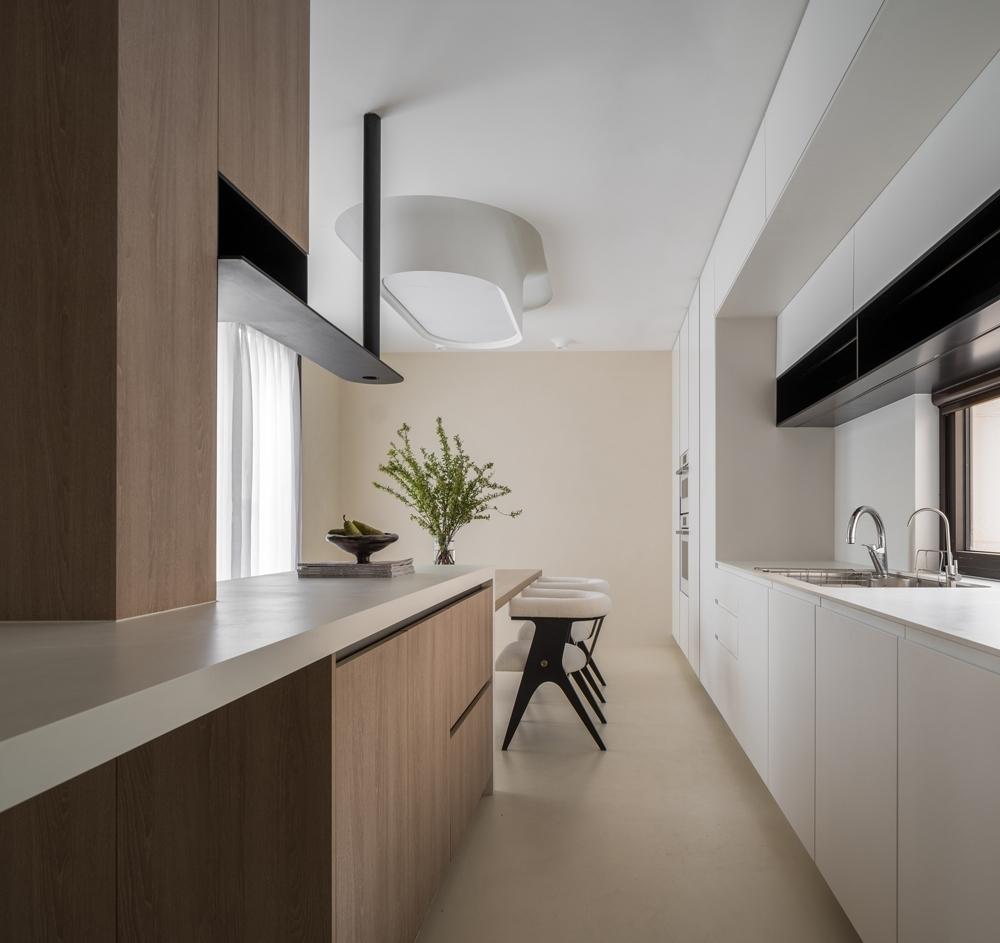 350㎡别墅简约白与原木经典搭配丨中国上海-43