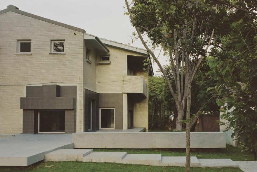 成大教授宿舍改造为公共建筑丨中国台南丨Shen Ting Tseng Architects-3