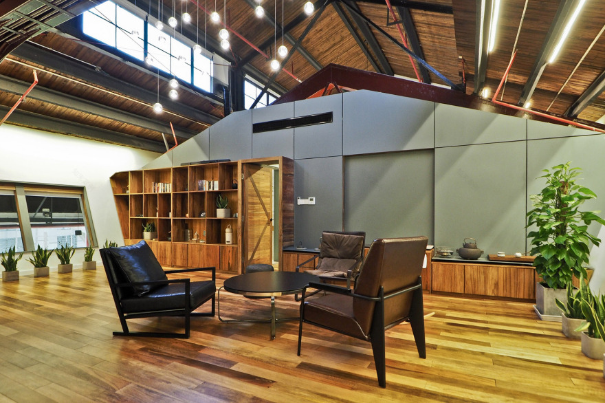 一艘悬浮的“战舰” & 幸福码头8号楼空间改造项目,上海 / 杜兹设计-70