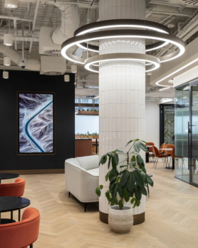 A Look Inside Hampshire Trust Bank’s New London Office - Officelovin'