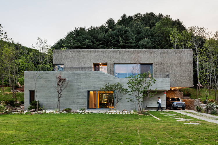 韩国“淡出”住宅，自然景观与室内设计的完美融合-6