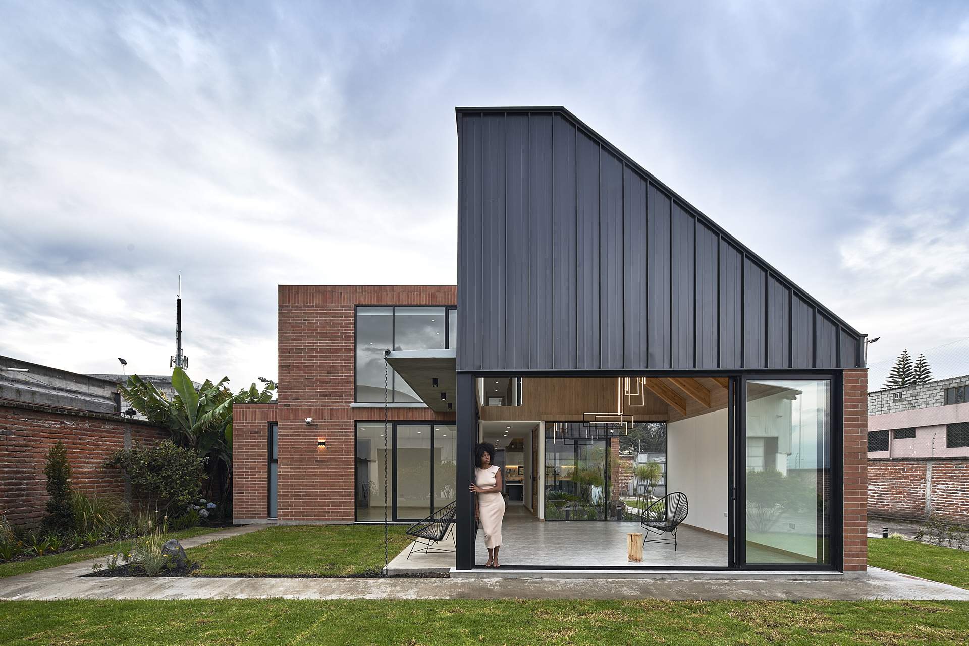 花园之间的房子丨TEC Taller EC-21