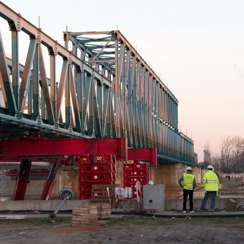 诺维萨德临时桥(博什科·佩罗舍维奇桥)拆除项目-38