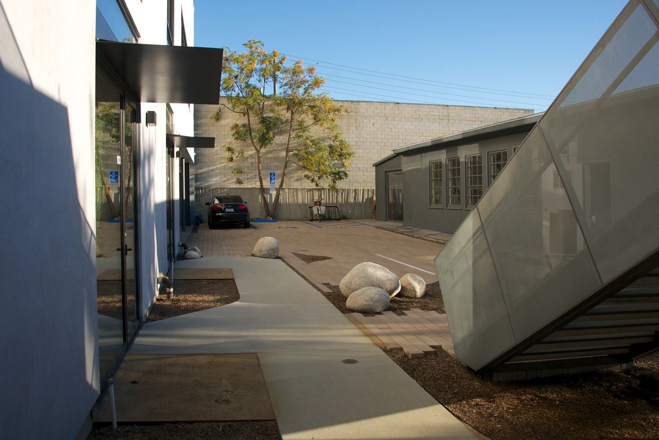 布洛克斯（若这是特定产品、品牌、名称等，在无更多背景信息时也只能根据发音直译若有背景，请提供更多信息以进行更准确翻译） 丨美国洛杉矶丨FSY Architects-4