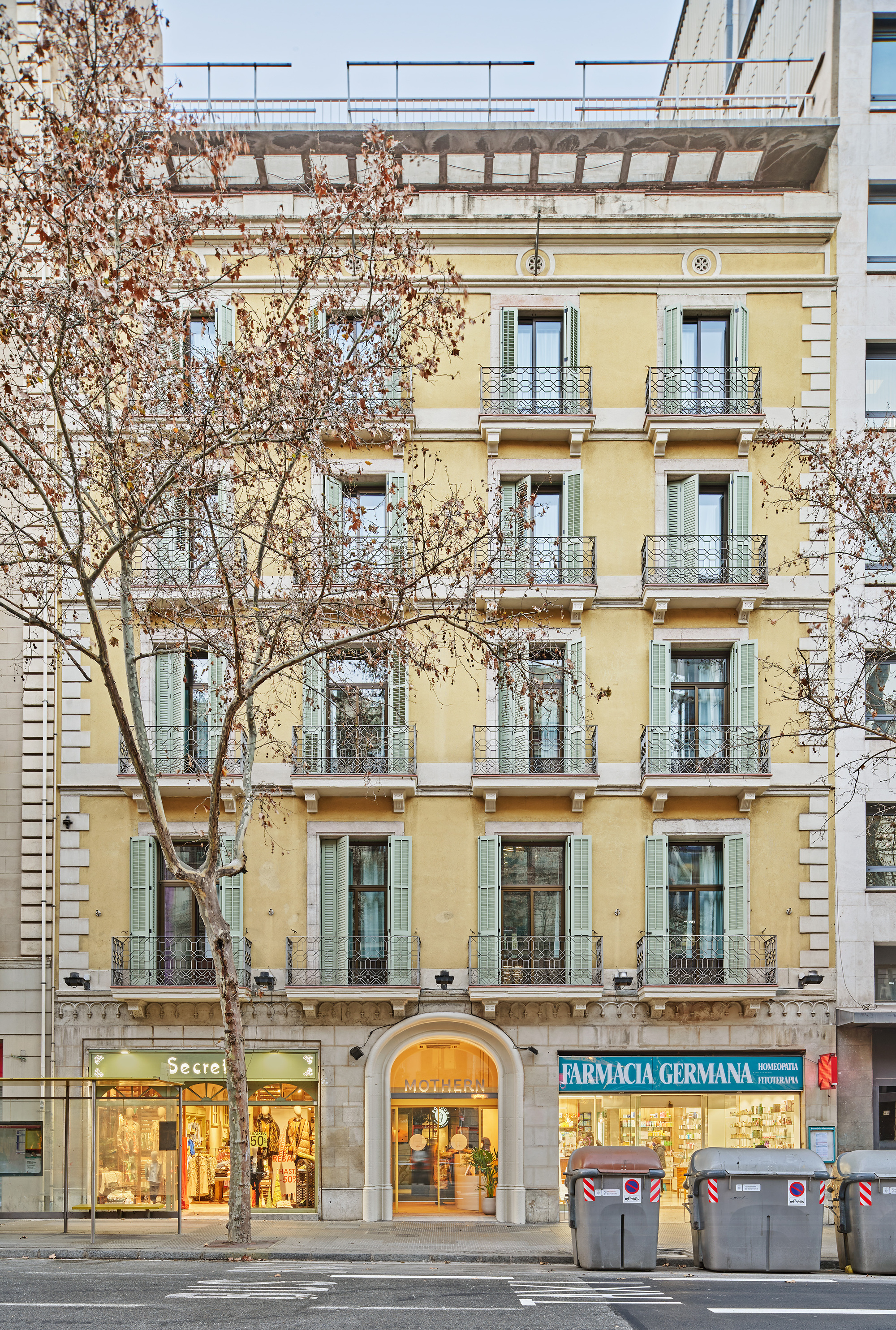 Mothern byPillow 改造丨西班牙巴塞罗那丨Cierto Estudio-0