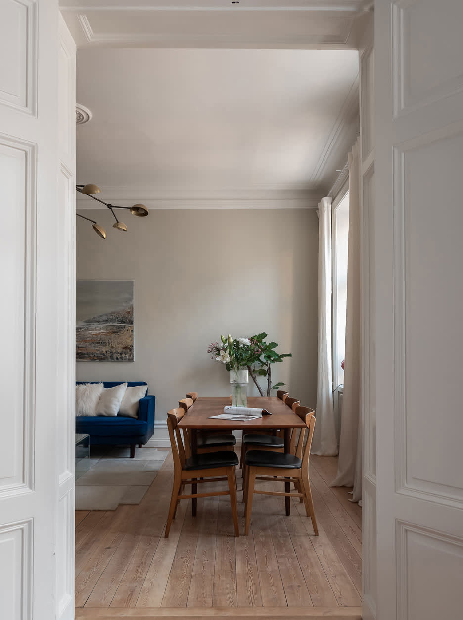 蓝色点缀的温馨斯德哥尔摩公寓-11