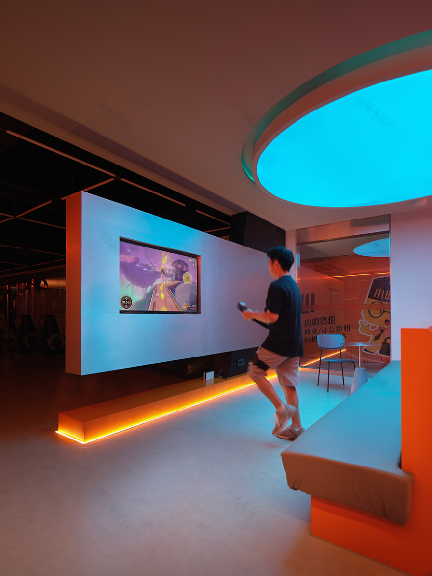 101 FITNESS 橙色活力健身房丨吴文汉-49