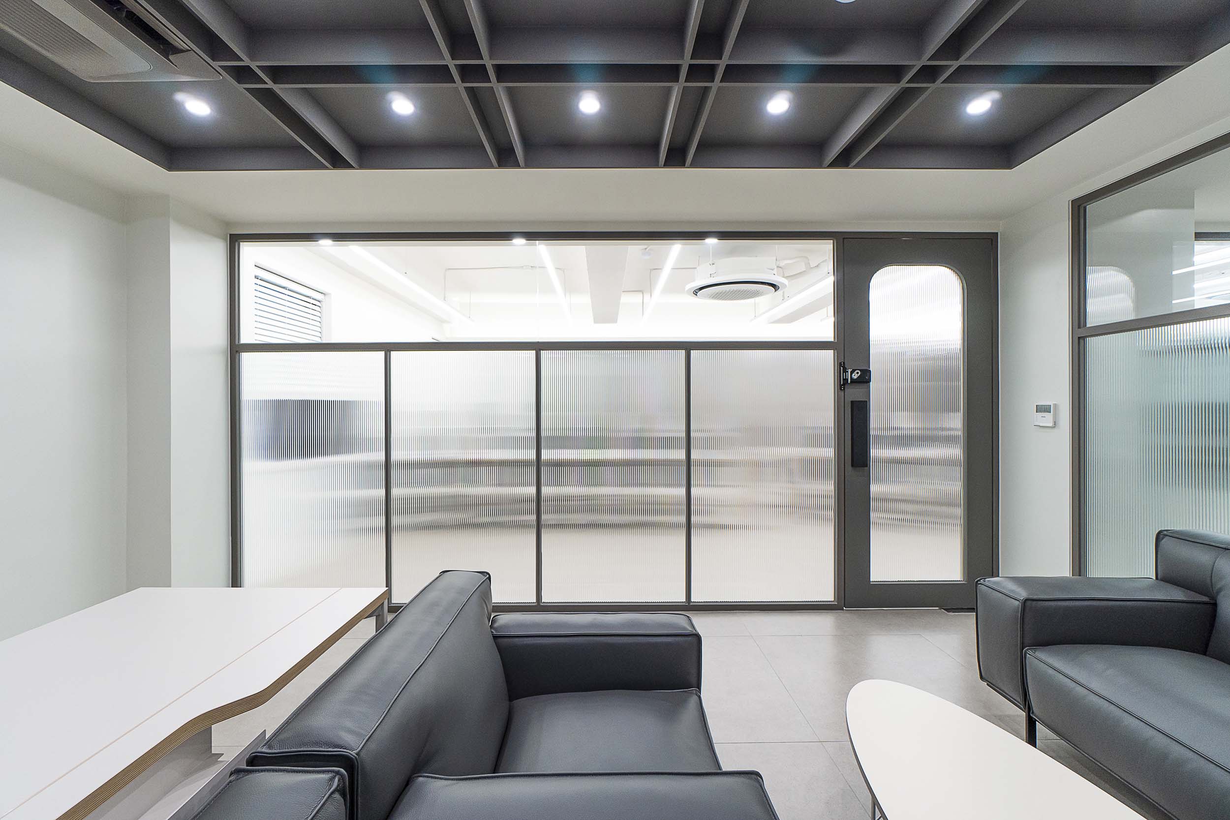 简约现代 50 平江南共享办公空间设计-10