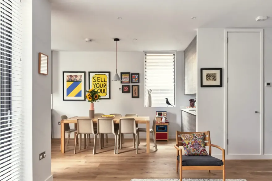 伦敦泰晤士河畔的现代维多利亚式联排别墅-3