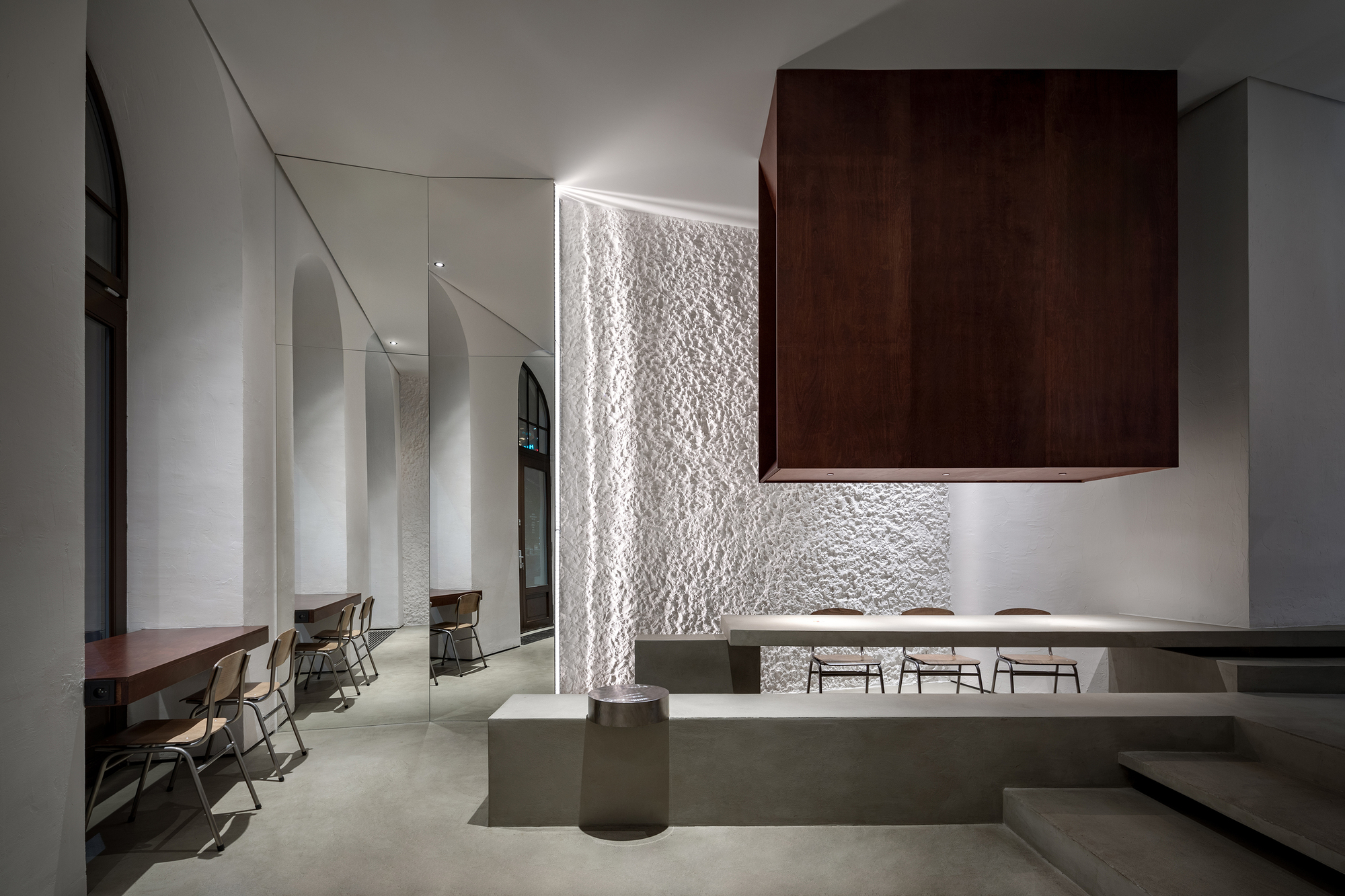 胡德咖啡馆丨波兰华沙丨Ponomarenko Volodymyr-16