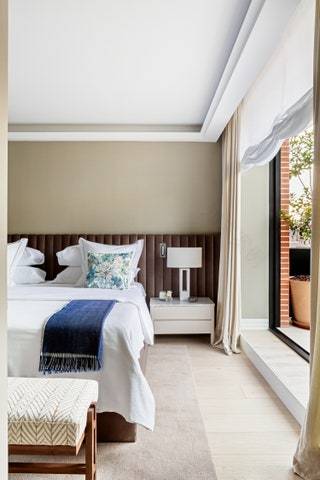 马德里顶层公寓 | 灵动空间与艺术收藏的完美结合-31