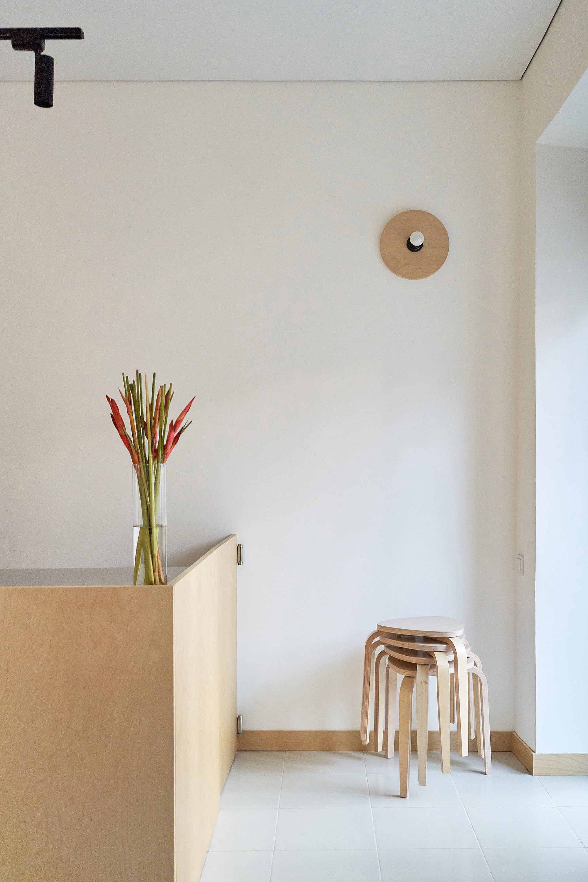 谢谢工坊（注：atelier常见意为工作室、工坊 ，merci是法语谢谢的意思，这种表达符合一般对品牌名称的理解，但需结合具体背景判断其最准确含义） 丨乌克兰敖德萨丨Angelina Malysheva-19