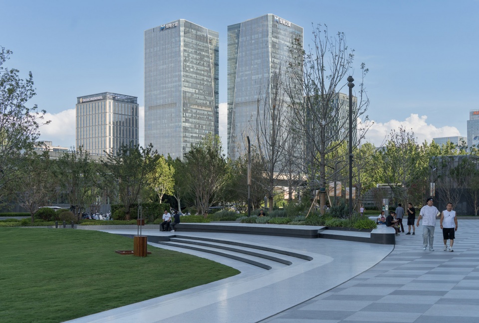 郑州郑东万象城景观设计丨中国郑州丨PLAND博度景观设计(上海)有限公司-52