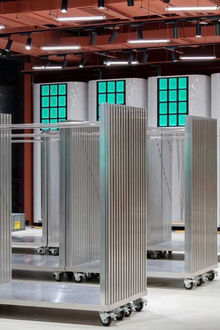 LOOKNOW西南首家旗舰店丨中国成都丨蘑菇云设计工作室-105