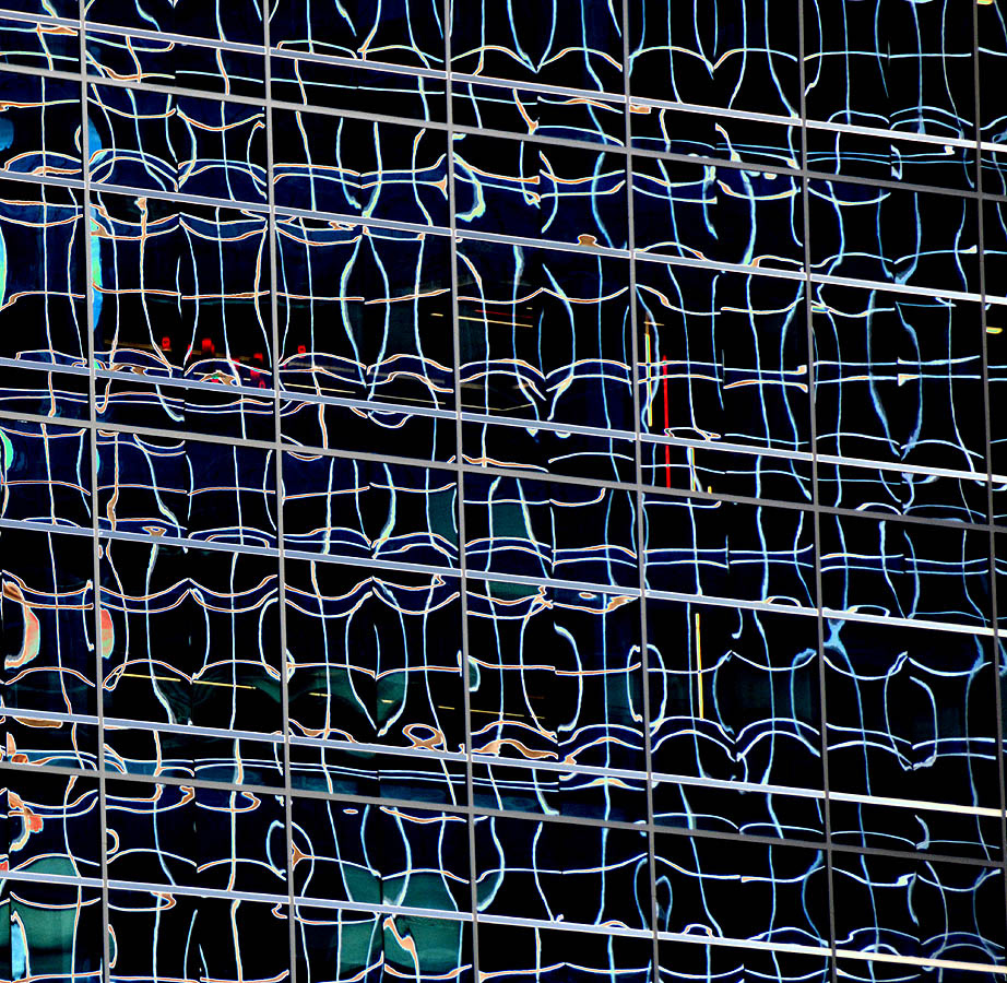 流光溢彩 · 玻璃与钢结构的时尚办公空间丨Story Jones Sloane III-3