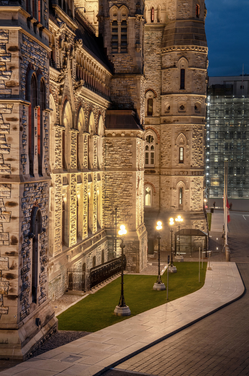 加拿大渥太华议会西区大楼外部照明项目丨Lightemotion-59