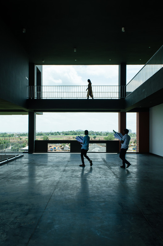 印度 Crescent 建筑学院 · 创新空间设计引领教育革新-27