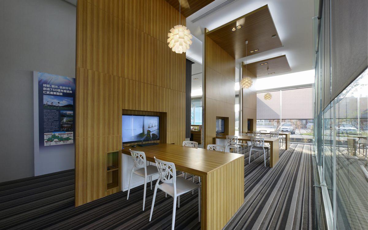 绿意环绕的纸飞机建筑-20