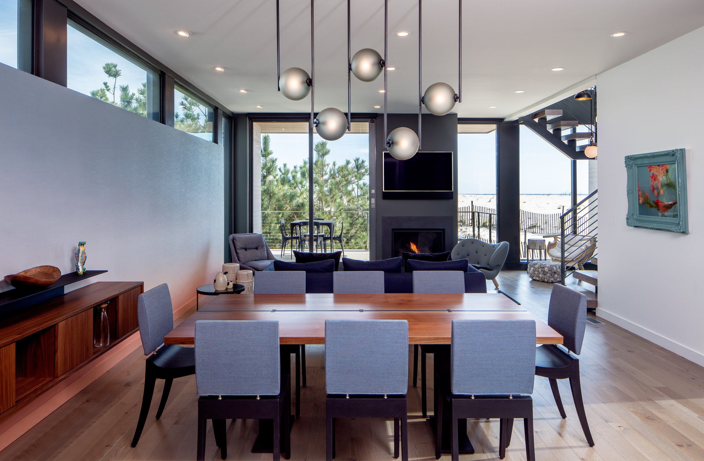 掌案免费分享多个高清别墅场景图，内含别墅户型图-3