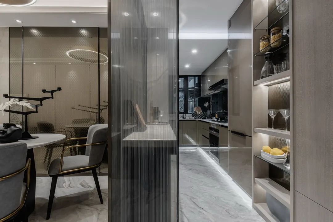 大族云峰 | 刘伟婷&施少芬打造的人文住宅空间-24