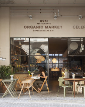 巴塞罗那 WOKI 有机市场