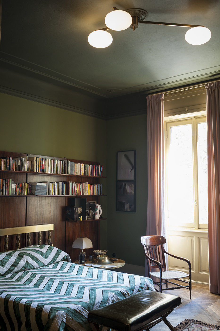 卧室床头收纳设计精选丨ELLEdecoration-5