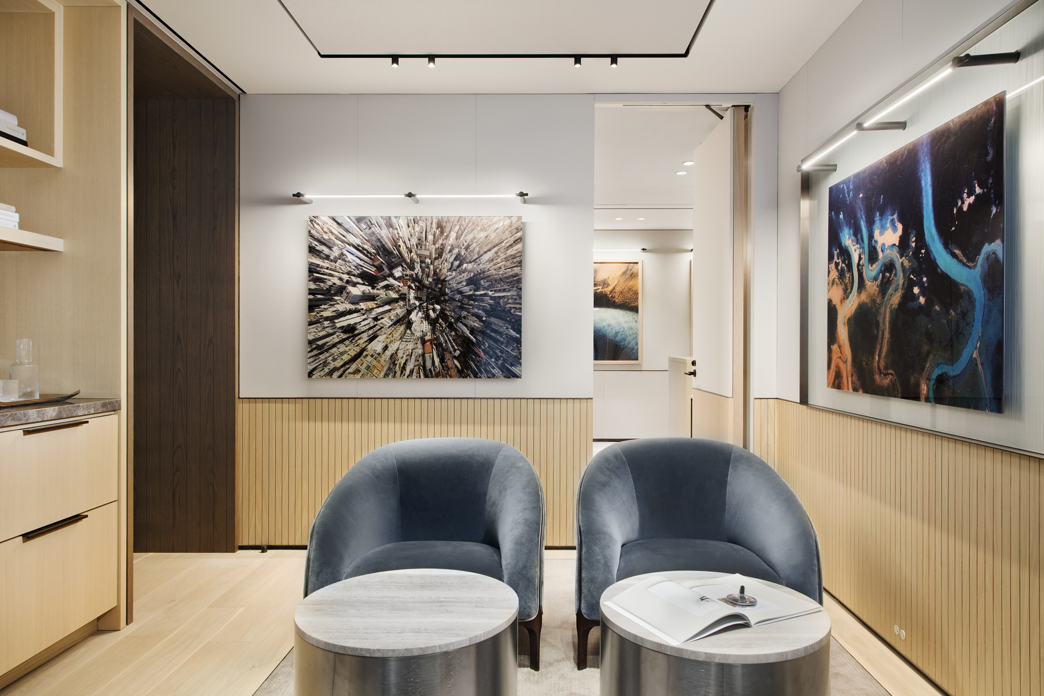 executive-office Fogarty Finger-7