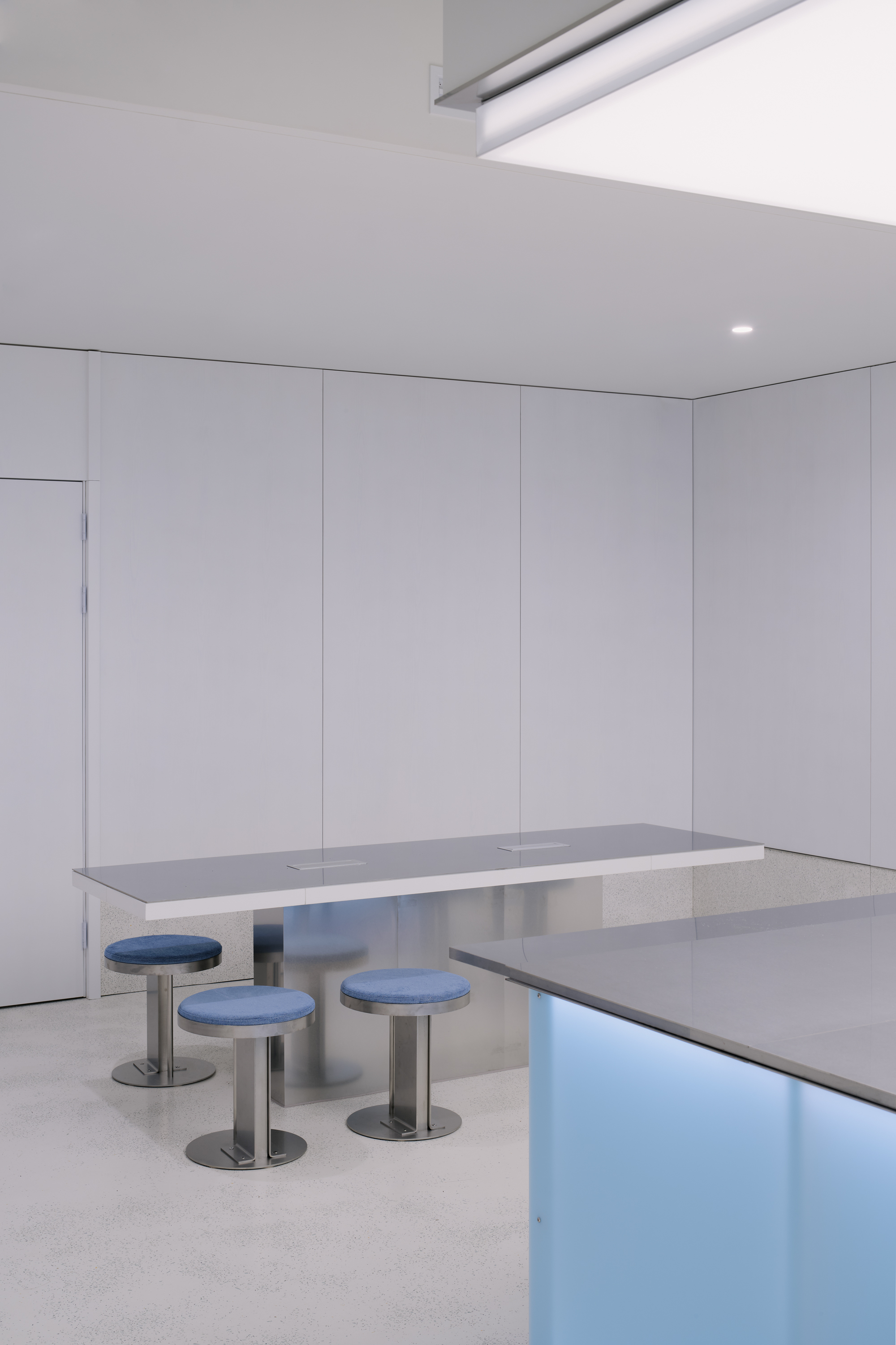 德美尔釜山车站店丨韩国丨design by 83,Minseok Kim-43