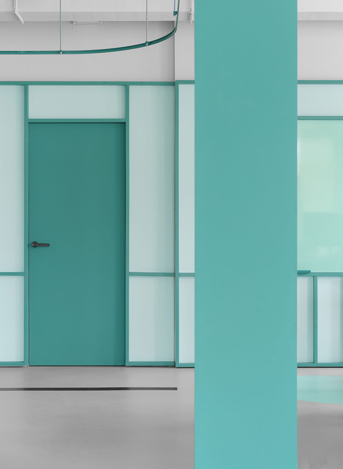 1000㎡硅谷撞色办公空间-10