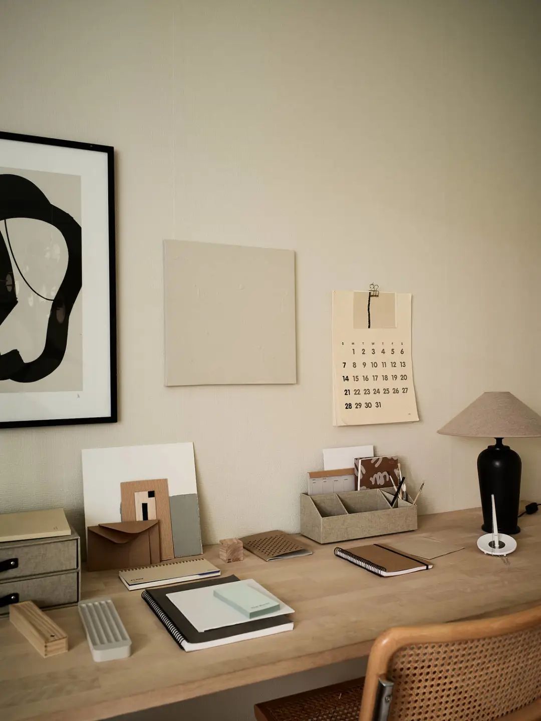 装修 灵感  同样是长走廊、暗卫，52㎡北欧一居毫无逼仄感-9