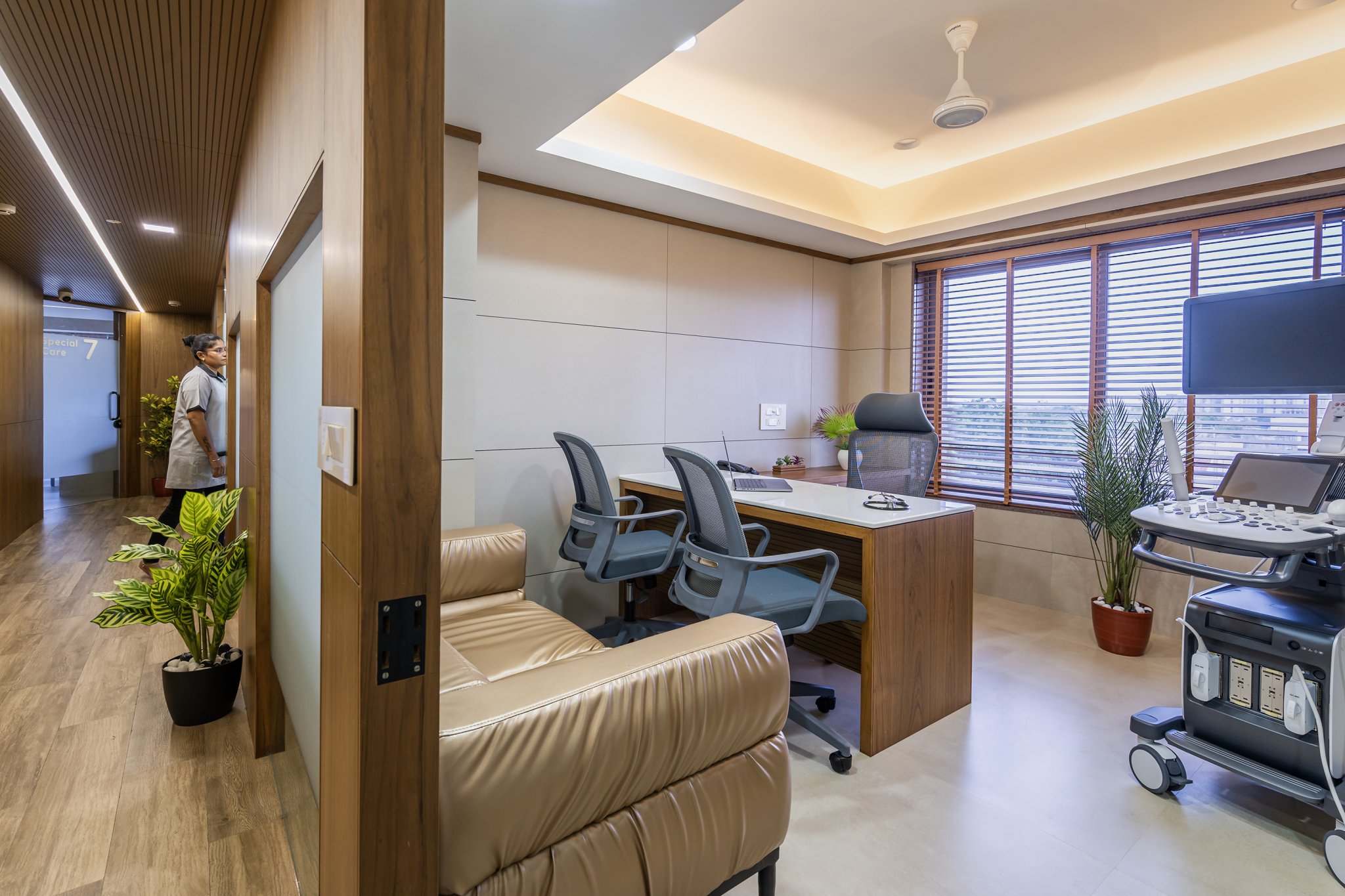 Modern Hospital Interior Design In Ahmedabad-14