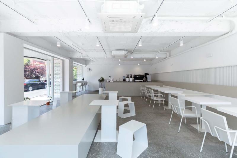 现代简约风 28 平米咖啡厅设计-21