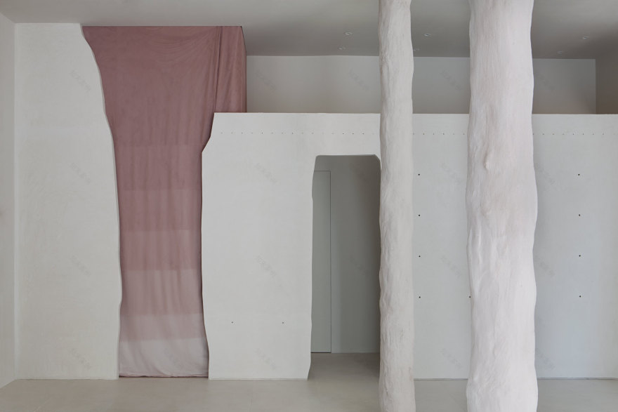 西班牙内衣品牌Ciszak Dalmas Ferrari新概念体验设计-2