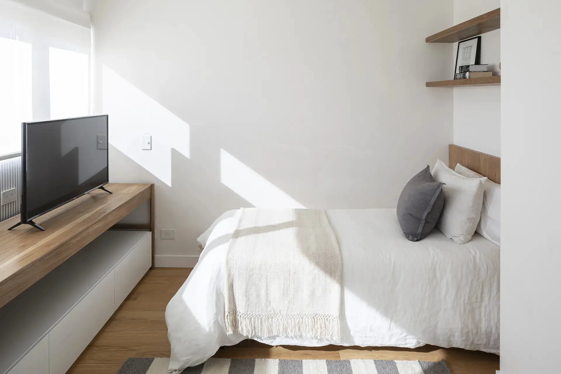 阿根廷新楼现代设计师公寓 | 空间利用与隐私完美结合-11