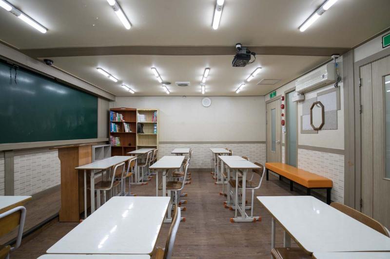 简约设计打造 100 坪数学科学学院空间-16