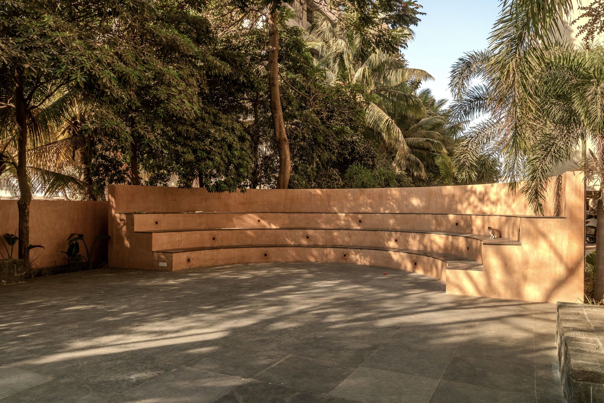 活动中心建筑丨印度丨Karan Darda Architects-14