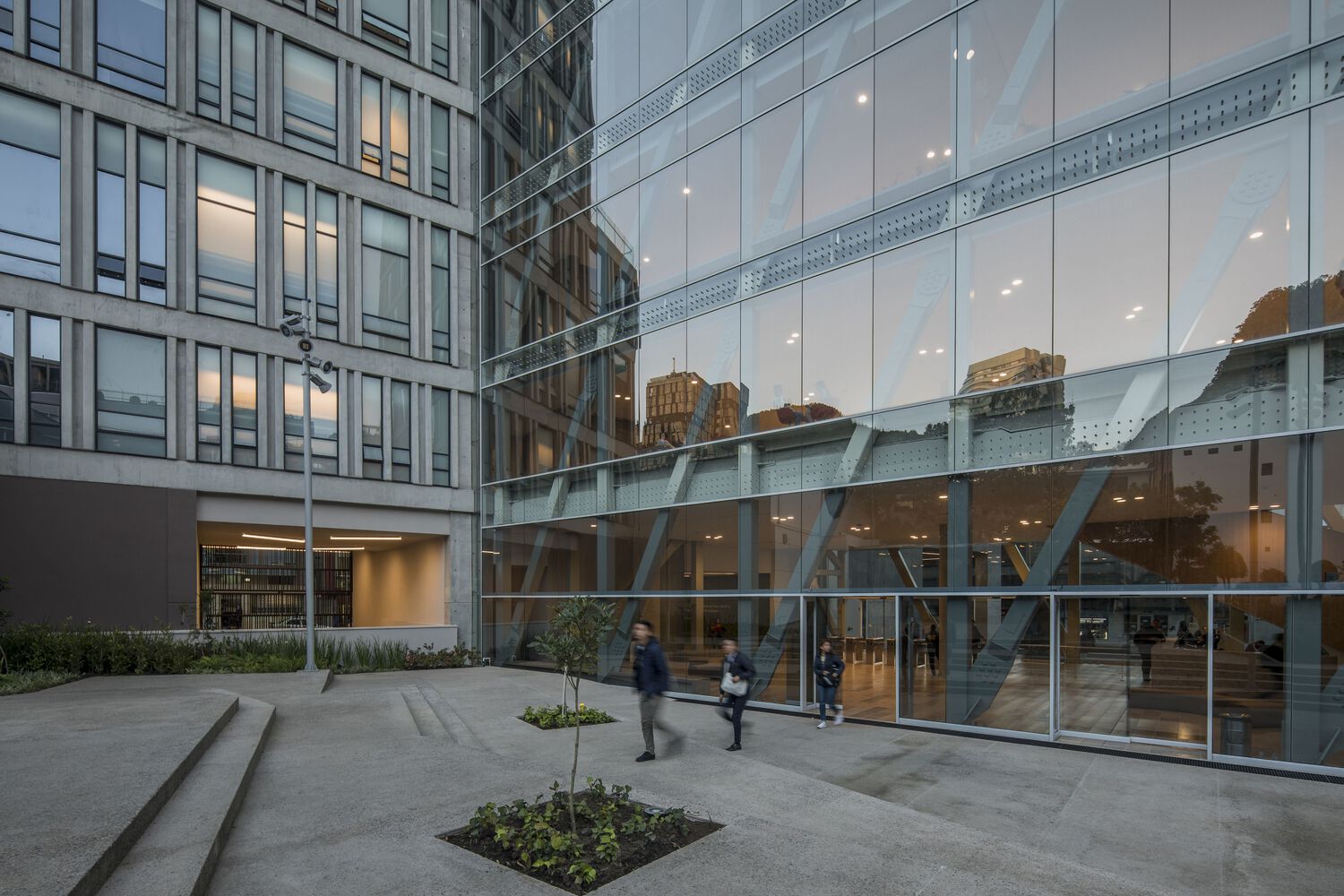 哥伦比亚波哥大中央大学垂直校园设计丨Taller Architects-26