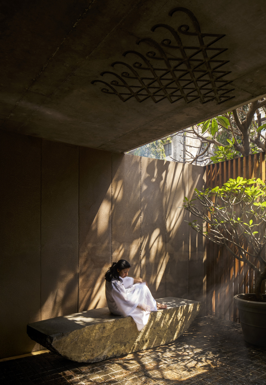 砖房;砖屋 (若Brick House是特定名称,可直译为砖屋;若只是描述房屋材质,可译为砖房,由于缺乏语境,可结合实际情况选择) 丨印度丨Studio VDGA-35