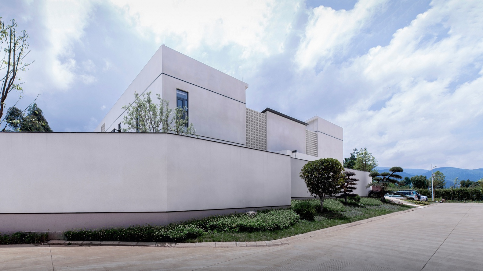 云南红河哈尼族彝族自治州弥勒市方院丨中国红河丨素造建筑-8