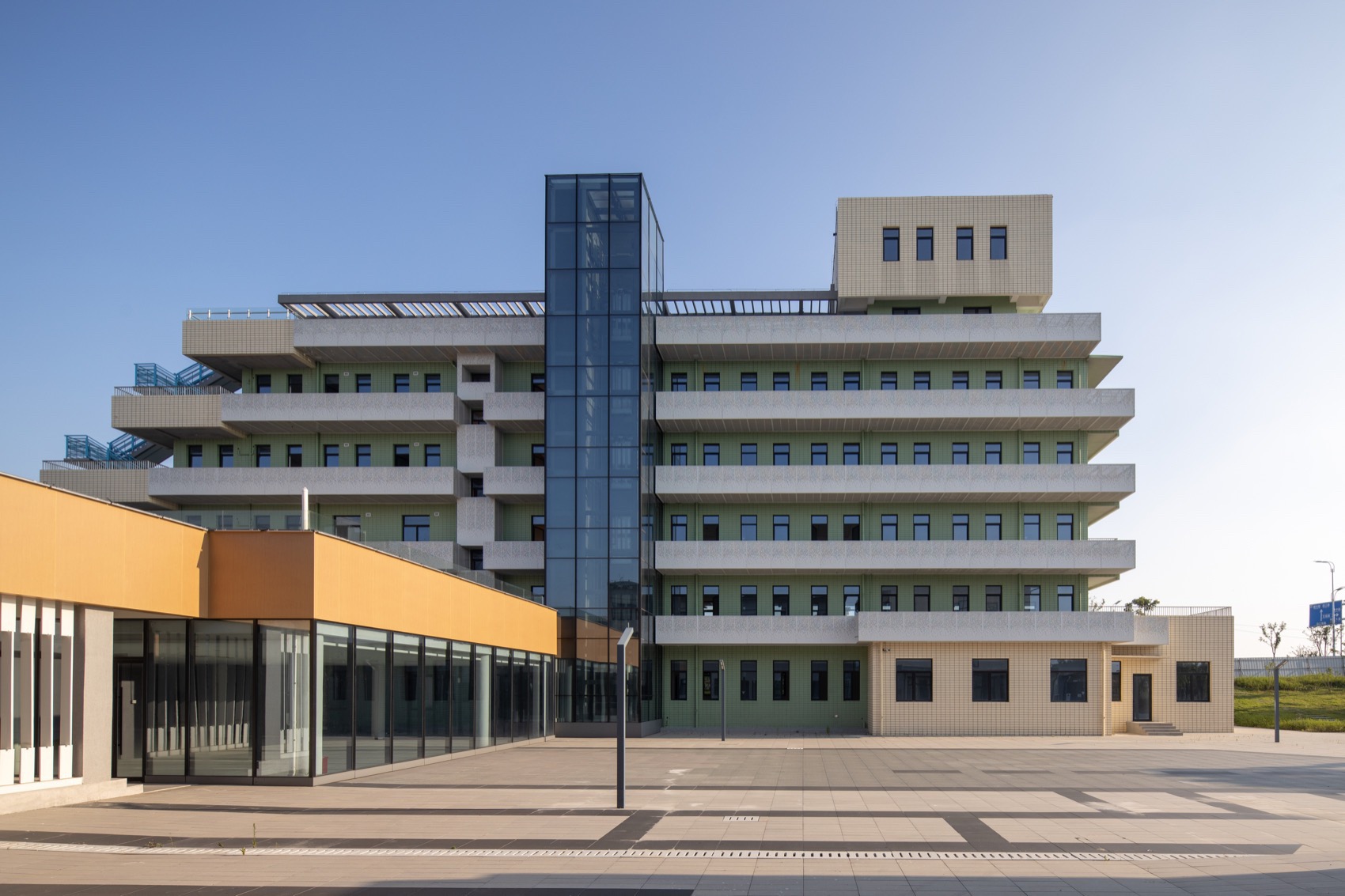 安庆市滨江ECD油罐生态文化中心丨中国安庆丨安徽坊地建筑景观规划设计有限公司-97