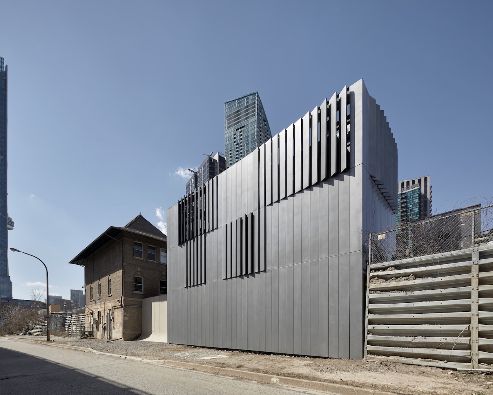 Scott 街联锁信号塔发电机房丨加拿大多伦多丨RDH Architects Inc.-3